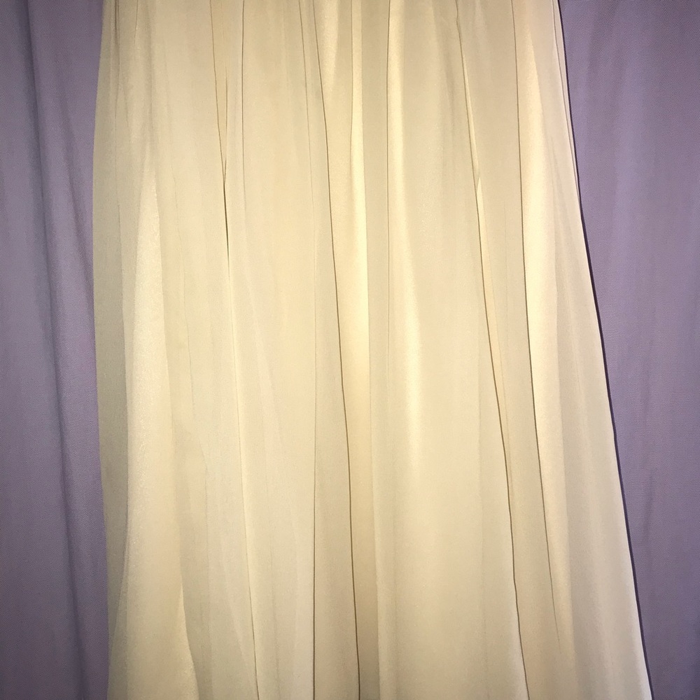Dress - Picture 6 of 6